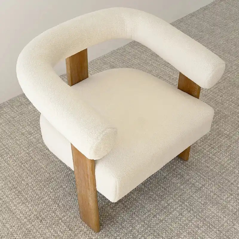 Fauteuil d'appoint en bouclette beige, dossier ouvert incurvé, une place